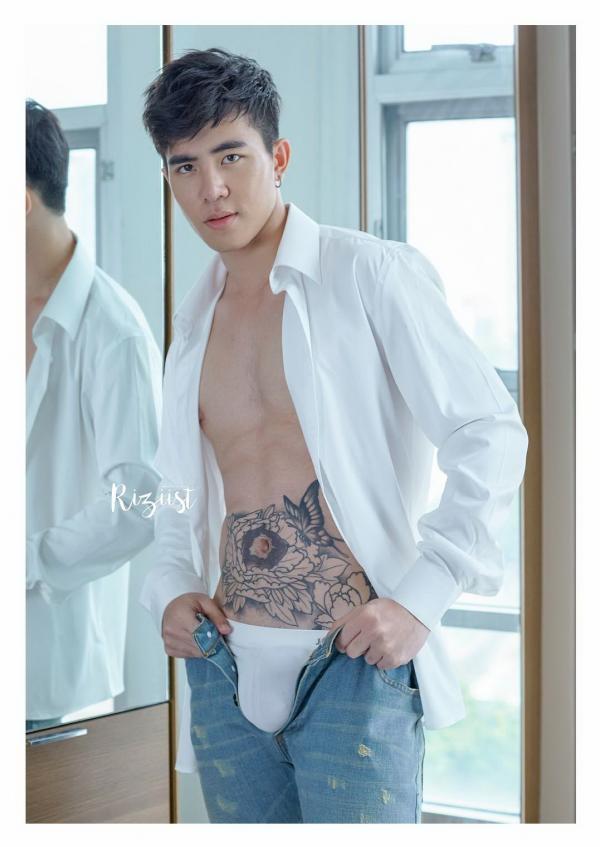 RiZiist-MaGazine-09--KnoW