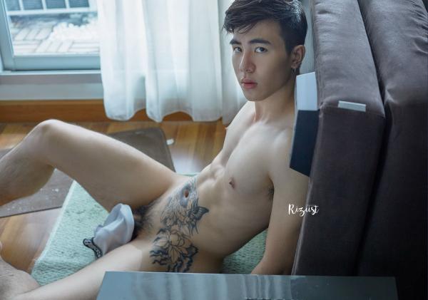 RiZiist-MaGazine-09--KnoW