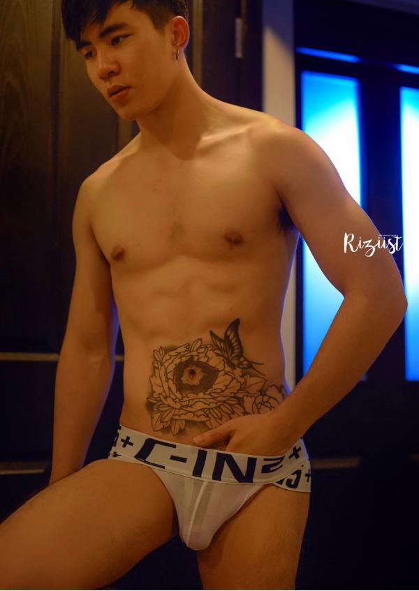 RiZiist-MaGazine-09--KnoW