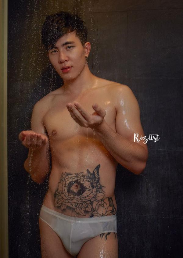 RiZiist-MaGazine-09--KnoW