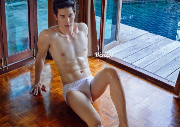 Riziist-Magazine-05--Mew