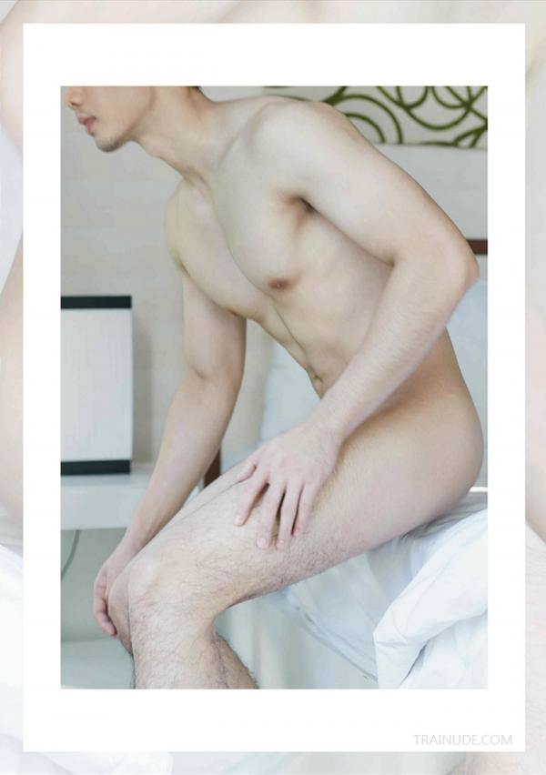 Riziist-Magazine-06--Bat