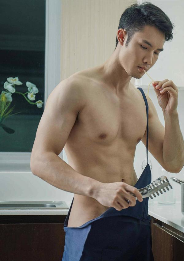 Riziist-Magazine-06--Bat