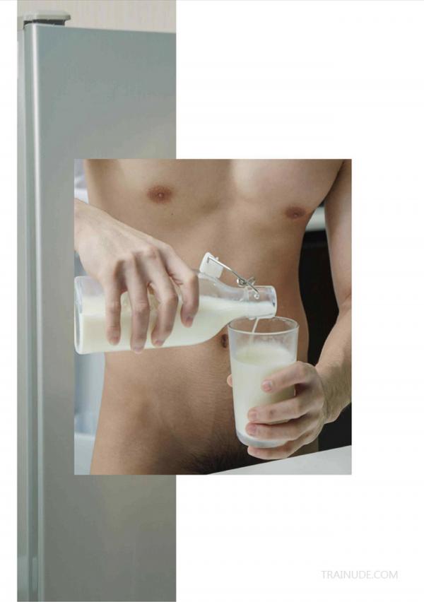 Riziist-Magazine-06--Bat