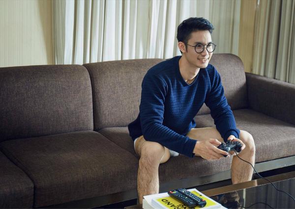 Riziist-Magazine-06--Bat