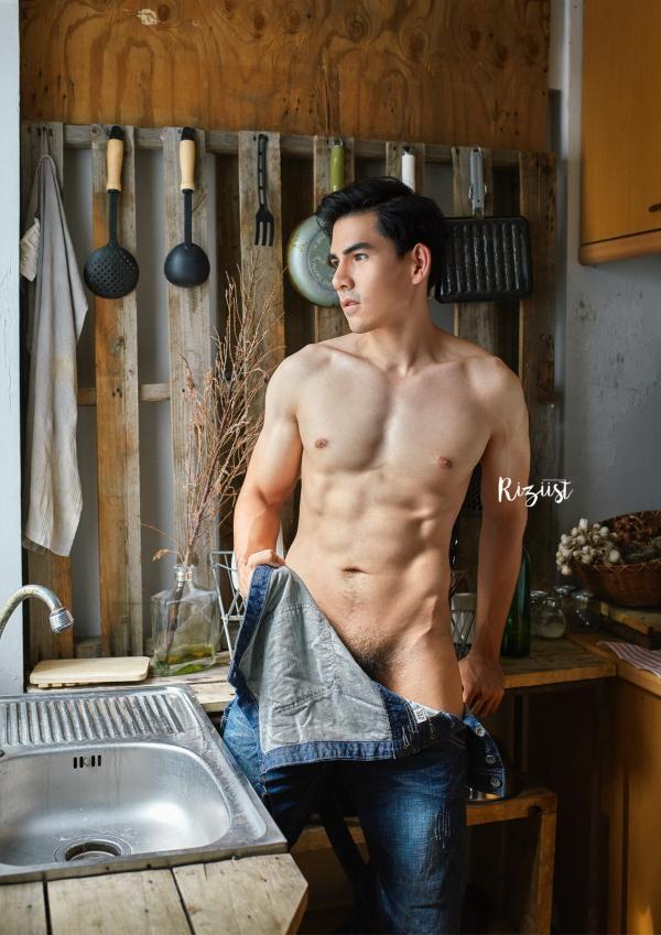 Riziist-Magazine-09--Bill