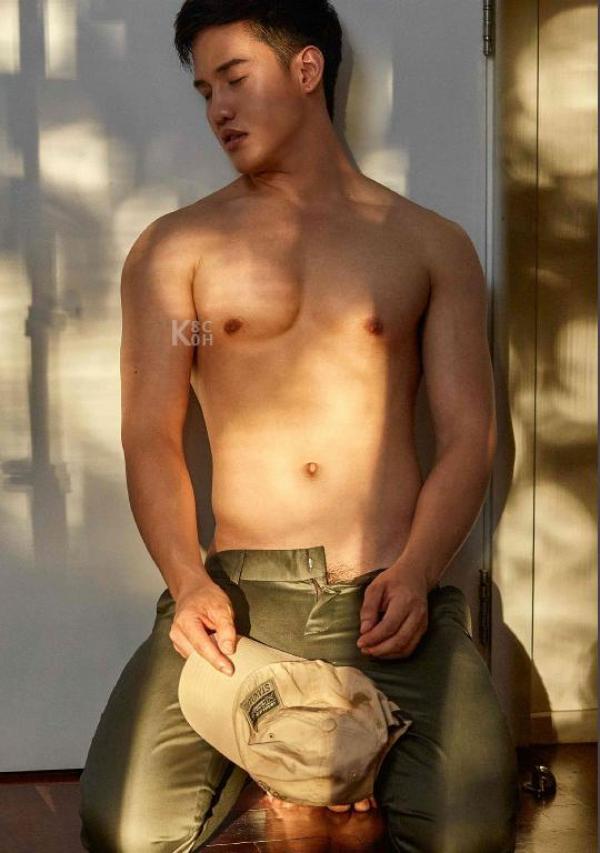 Riziist-Magazine-Issue-03-–-PALM-amp-TOR