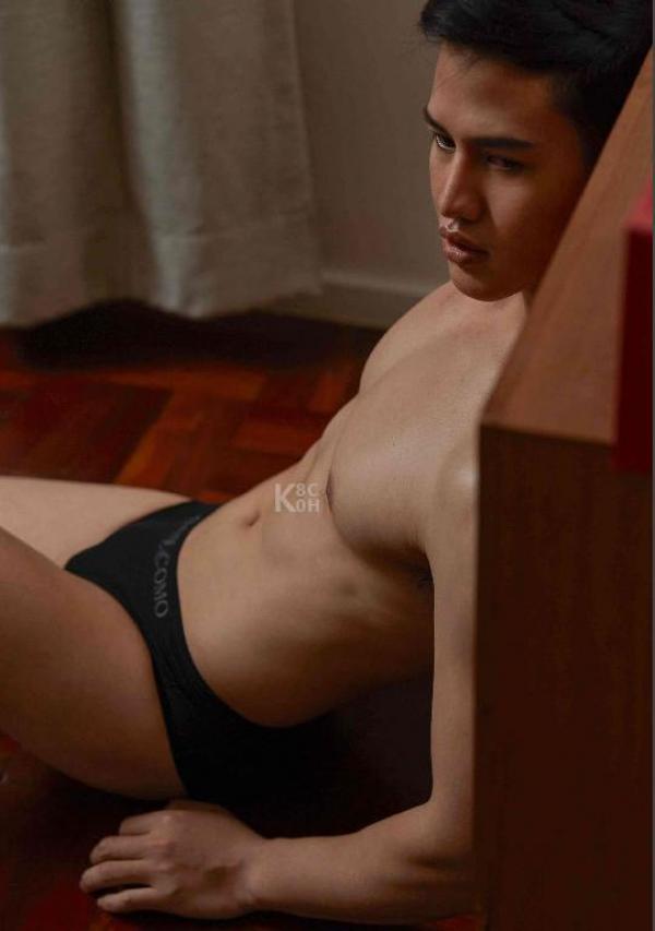 Riziist-Magazine-Issue-03-–-PALM-amp-TOR