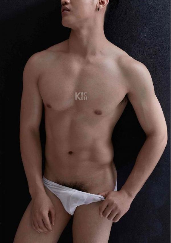 Riziist-Magazine-Issue-03-–-PALM-amp-TOR