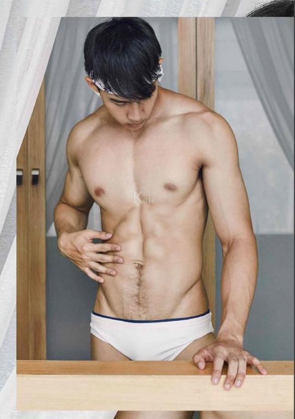 Riziist-Magazine-Issue-03-–-PALM-amp-TOR