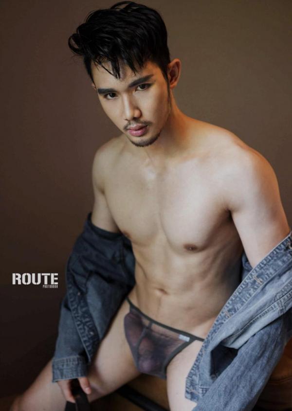 Route-Photobook-No.04-version-nude-Ebook