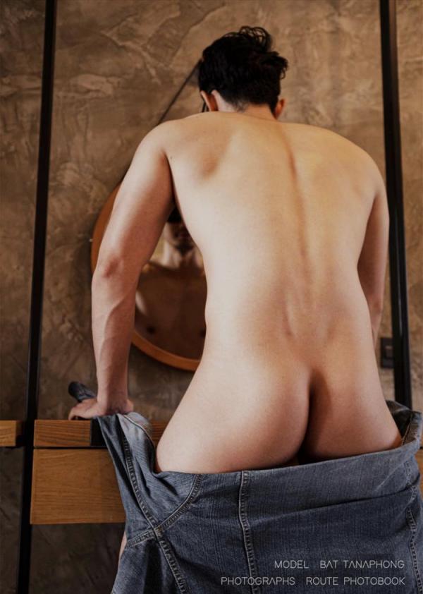 Route-Photobook-No.04-version-nude-Ebook