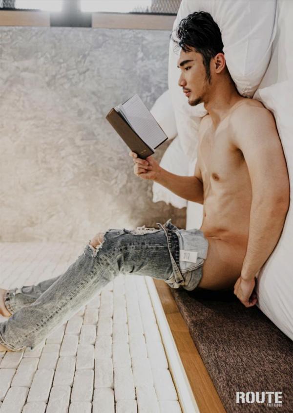 Route-Photobook-No.04-version-nude-Ebook