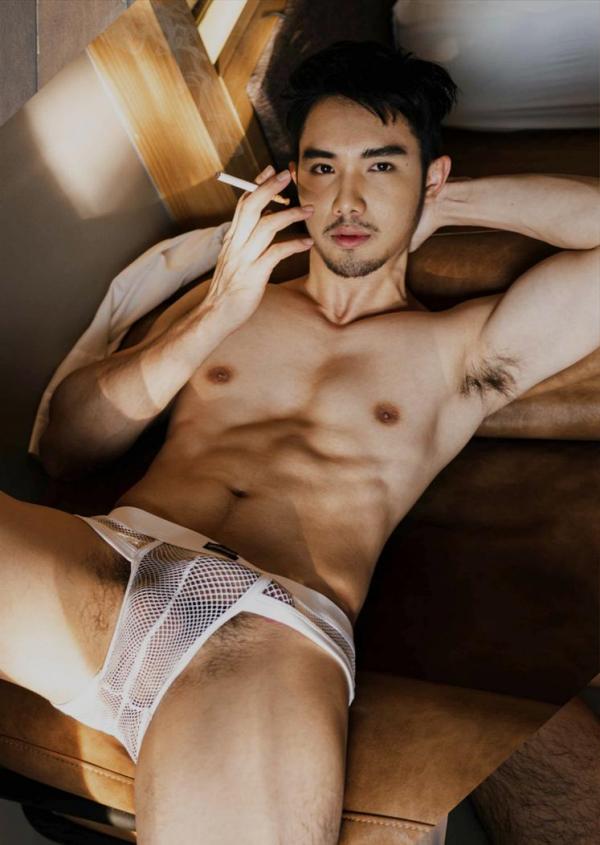 Route-Photobook-No.04-version-nude-Ebook