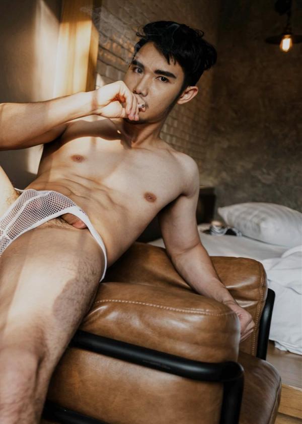 Route-Photobook-No.04-version-nude-Ebook