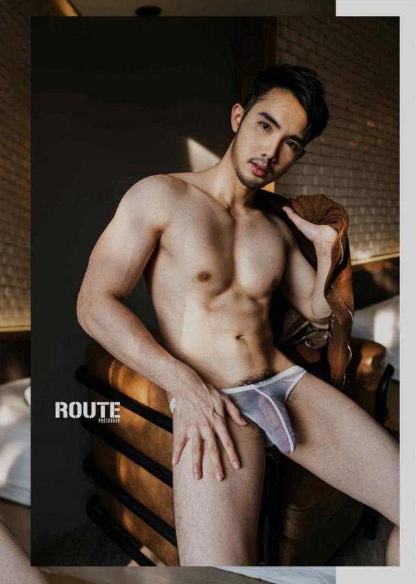 Route-Photobook-No.04-version-nude-Ebook