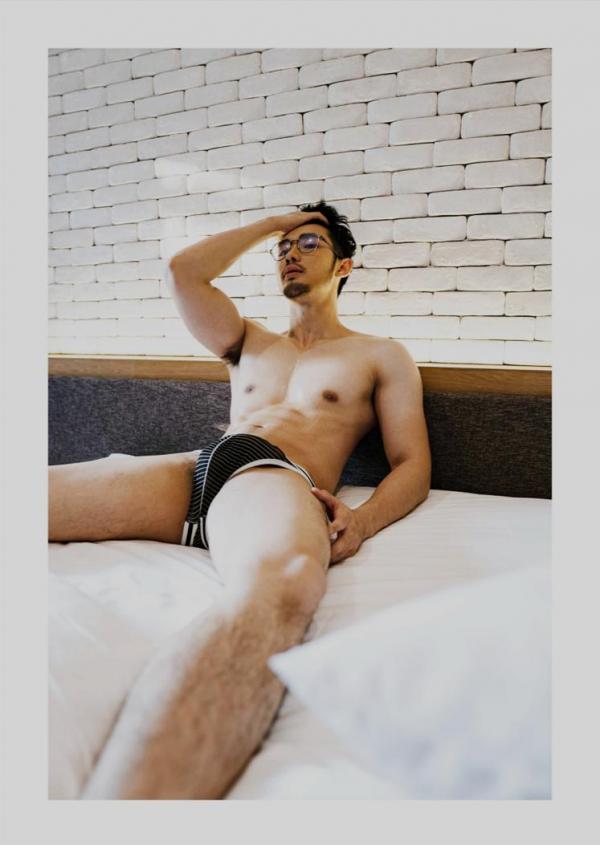 Route-Photobook-No.04-version-nude-Ebook