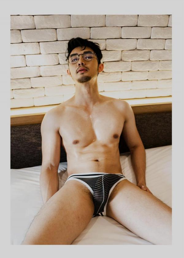 Route-Photobook-No.04-version-nude-Ebook