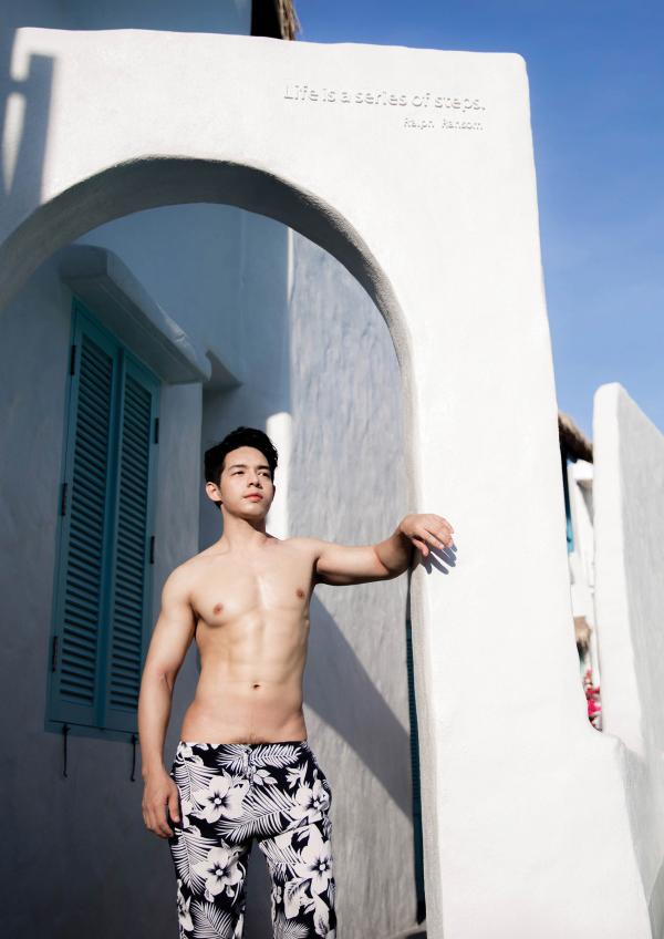 SELF-02--Soumphon-Senesilom-127-Pics--BtS