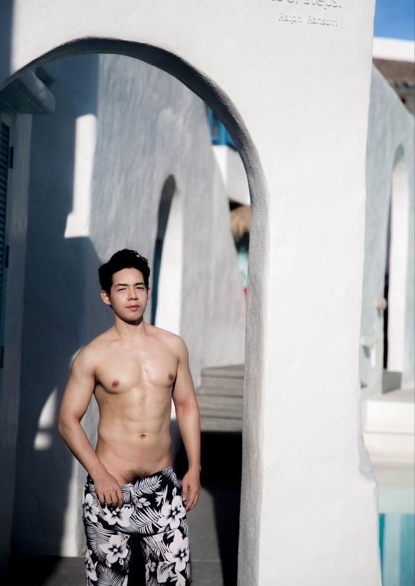 SELF-02--Soumphon-Senesilom-127-Pics--BtS