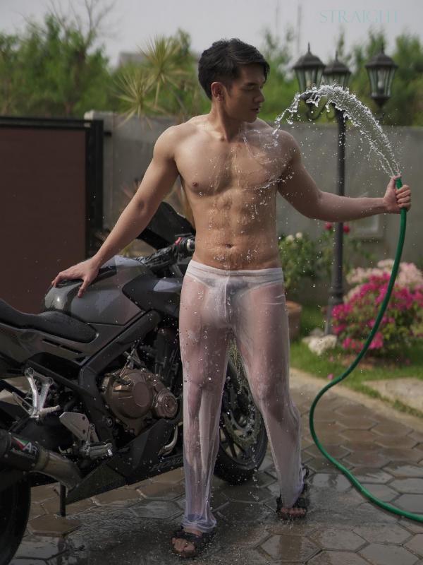 STRAIGHT-04--MOS--EbookVideo-