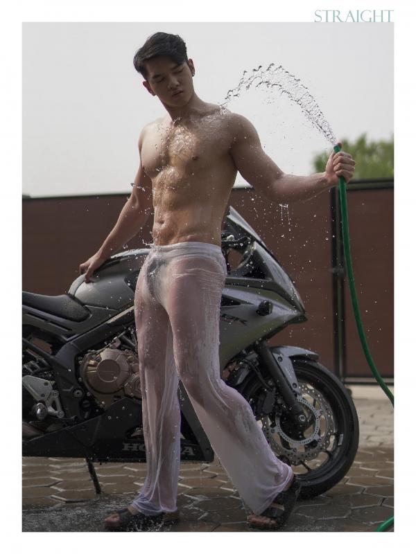 STRAIGHT-04--MOS--EbookVideo-