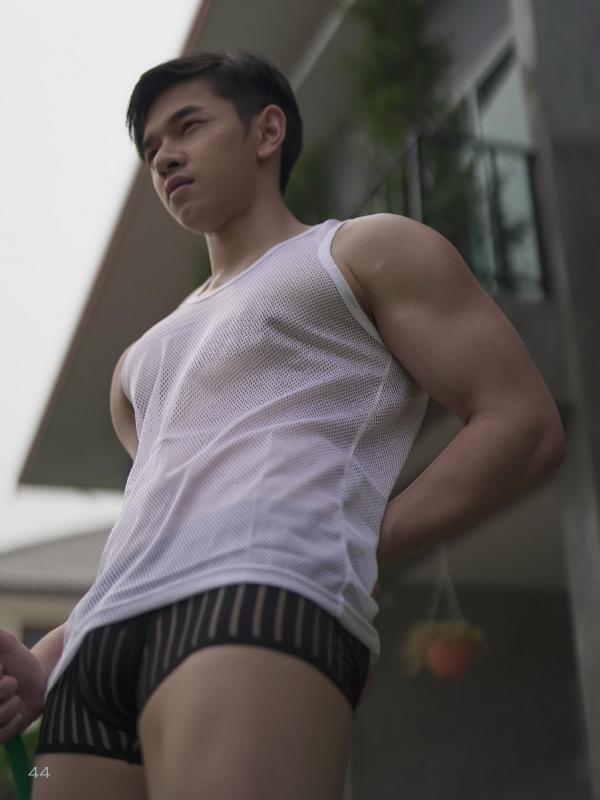 STRAIGHT-04--MOS--EbookVideo-