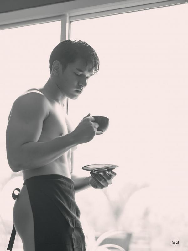 STRAIGHT-04--MOS--EbookVideo-