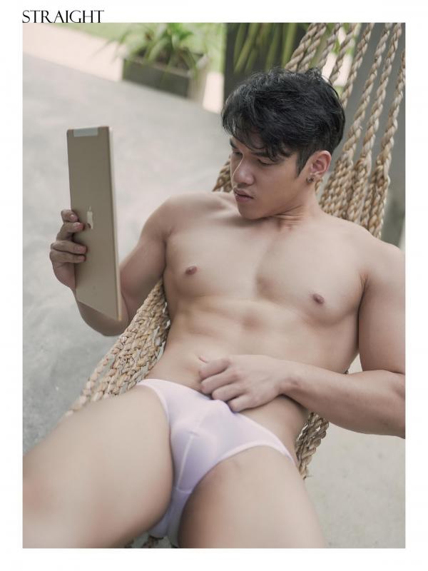 STRAIGHT-04--MOS--EbookVideo-