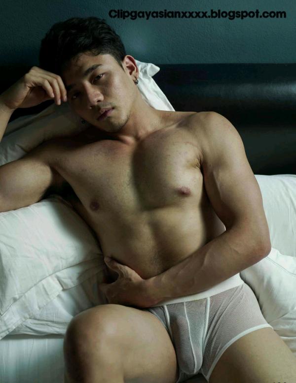 STRAIGHT-NO.05--FORD