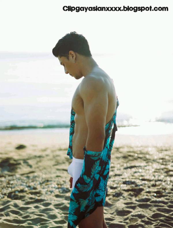 STRAIGHT-NO.05--FORD