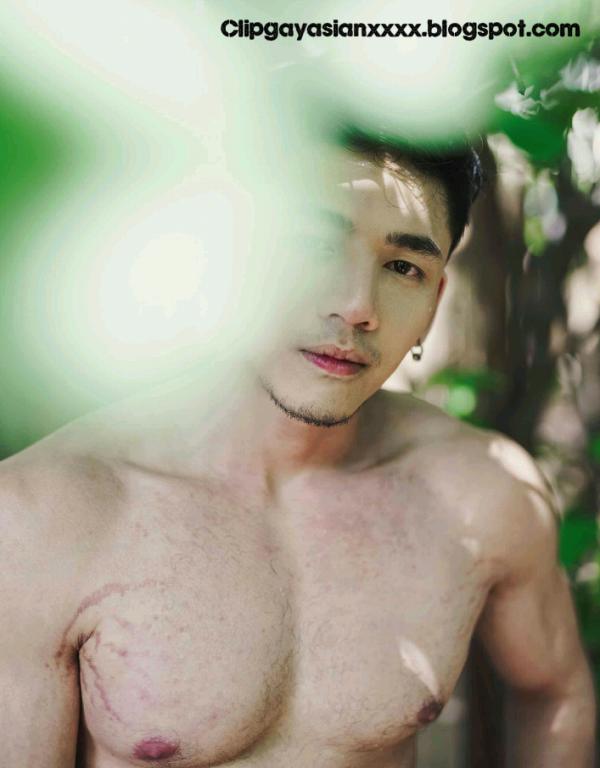 STRAIGHT-NO.05--FORD