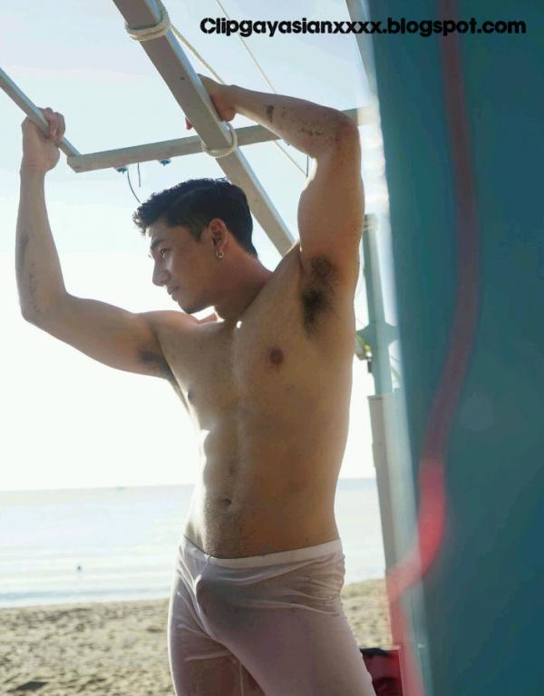 STRAIGHT-NO.05--FORD