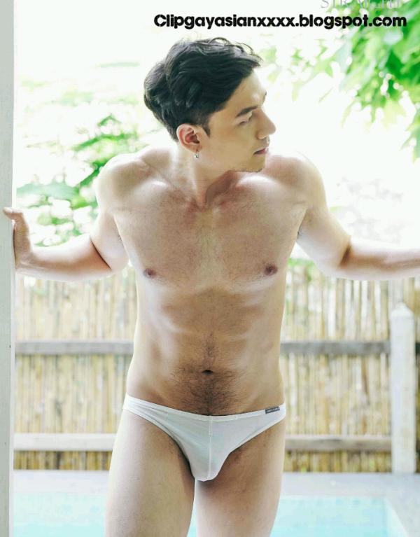 STRAIGHT-NO.05--FORD