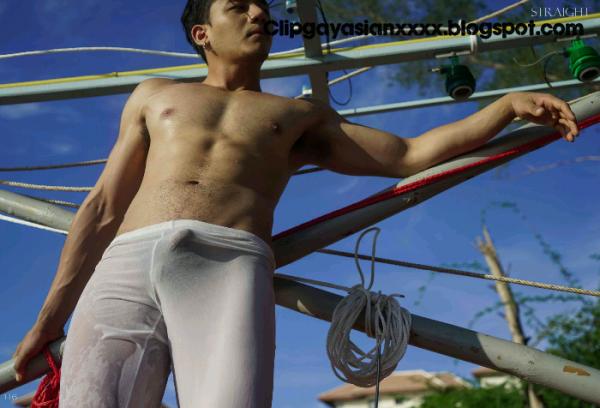 STRAIGHT-NO.05--FORD