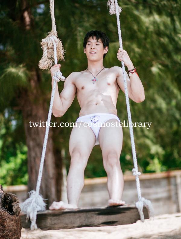 Saturday-02--Pon-On-The-Beach