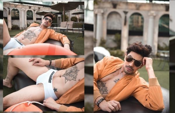 SeLf-01--Krairerk-Chuenwattanapong