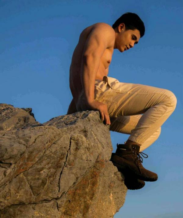 Soul-Issue-12--Pure-Peerawat