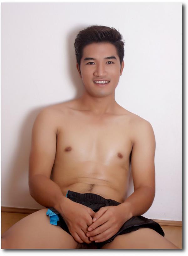 Sport-Model-Vol.1-Issue-4-–-Alex