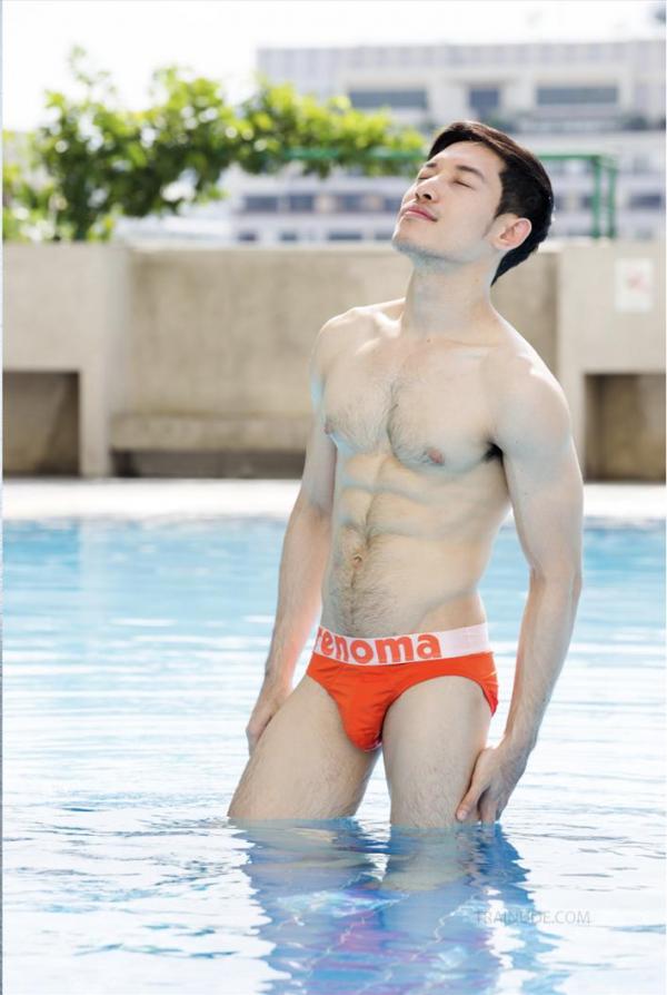 TXD-Magazine-Vol.5--Arthur-Awakening