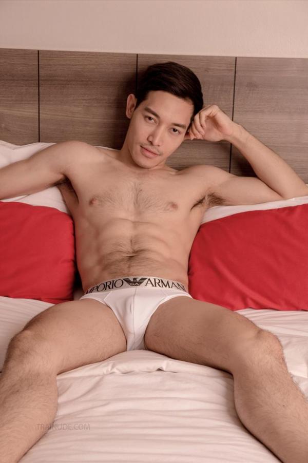 TXD-Magazine-Vol.5--Arthur-Awakening