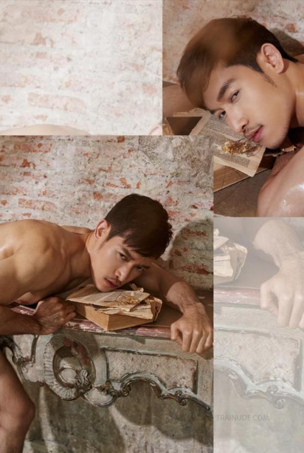 TXD-Magazine-Vol.5--Arthur-Awakening