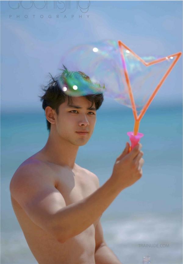 The-Angel-Of-Love--White-Angel-Version