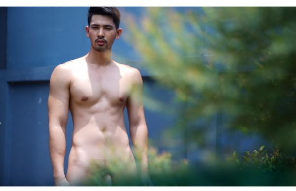 Touch-My-Body-01--Rome-Panupong