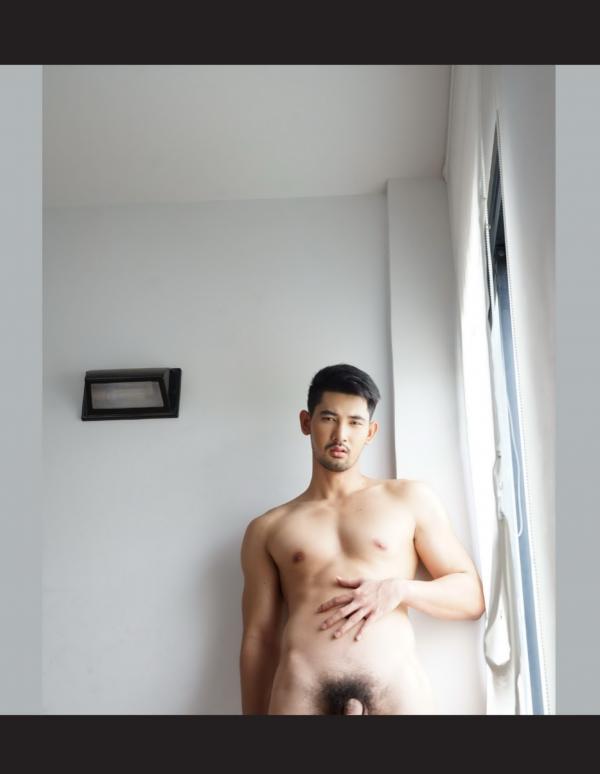 Touch-My-Body-01--Rome-Panupong