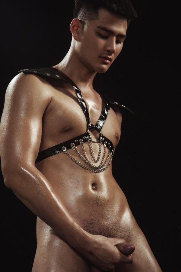 Toxxic-Issue1--Van-Thai--Ebook--Video-