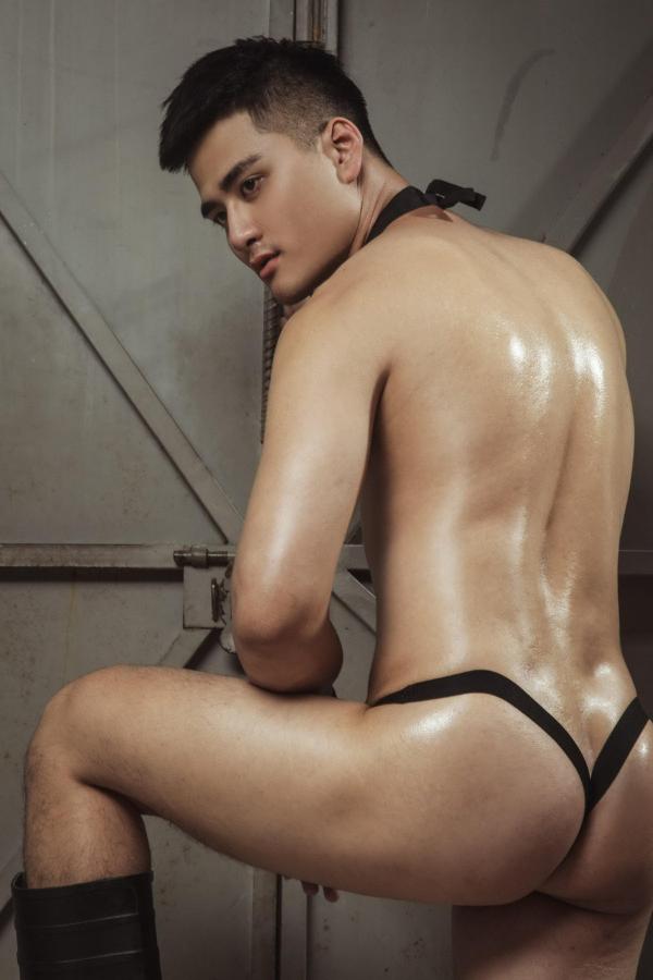 Toxxic-Issue1--Van-Thai--Ebook--Video-