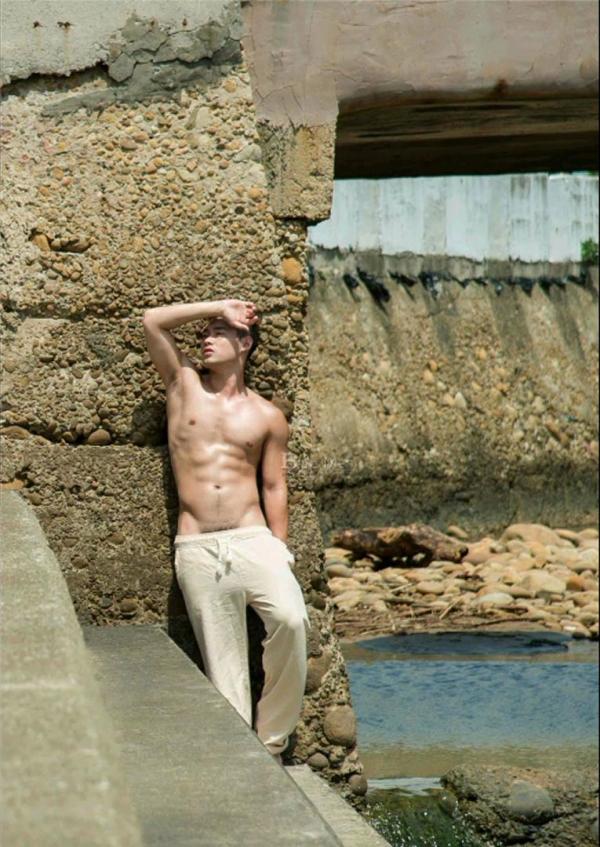 Virile-No.30-EbookVideo