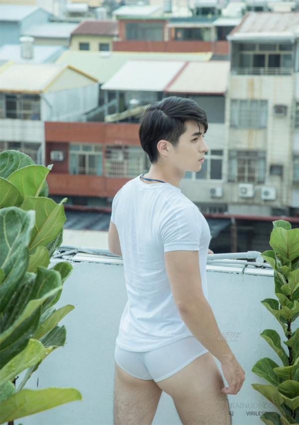 Virile-No.42-–-Nate-EbookVideo