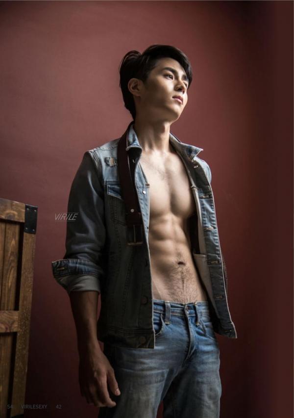 Virile-No.42-–-Nate-EbookVideo